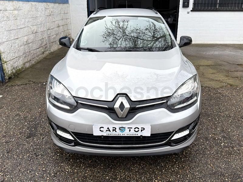 Usado Renault Mégane GrandTour Bose Edition 130 CV (95 kW) 2014 Gris / plata Familiar