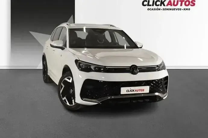 Usado VW Tiguan R-line 150 CV (110 kW) 2025 Gris SUV