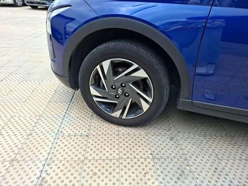 Usado Hyundai Bayon 84 CV (61 kW) 2023 Azul SUV