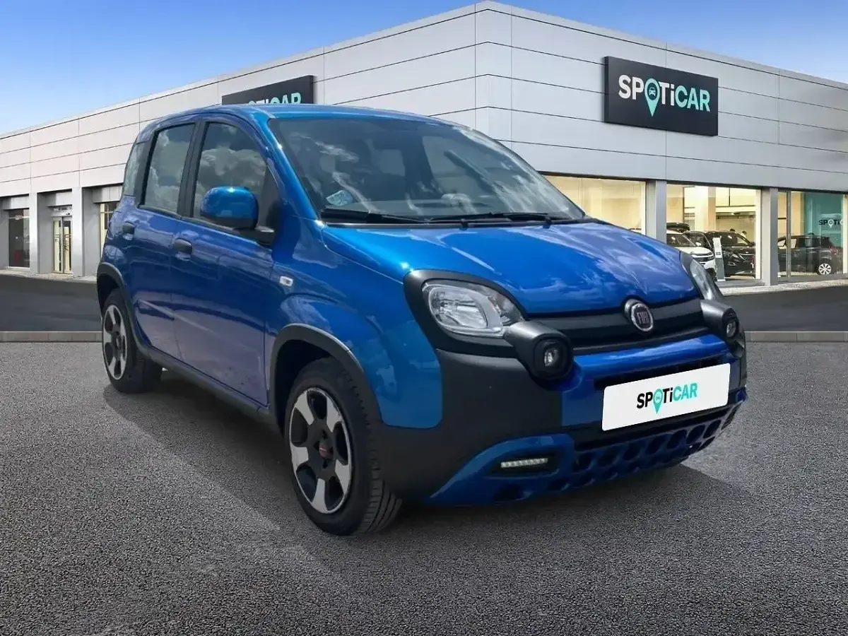 Usado Fiat Panda Cross Cross 70 CV (51 kW) 2023 Azul Utilitario