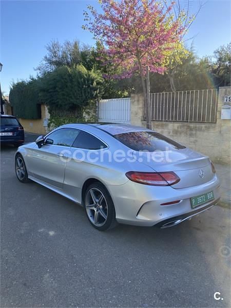 Usado Mercedes C180 156 CV (114 kW) 2017 Gris / plata Coupe