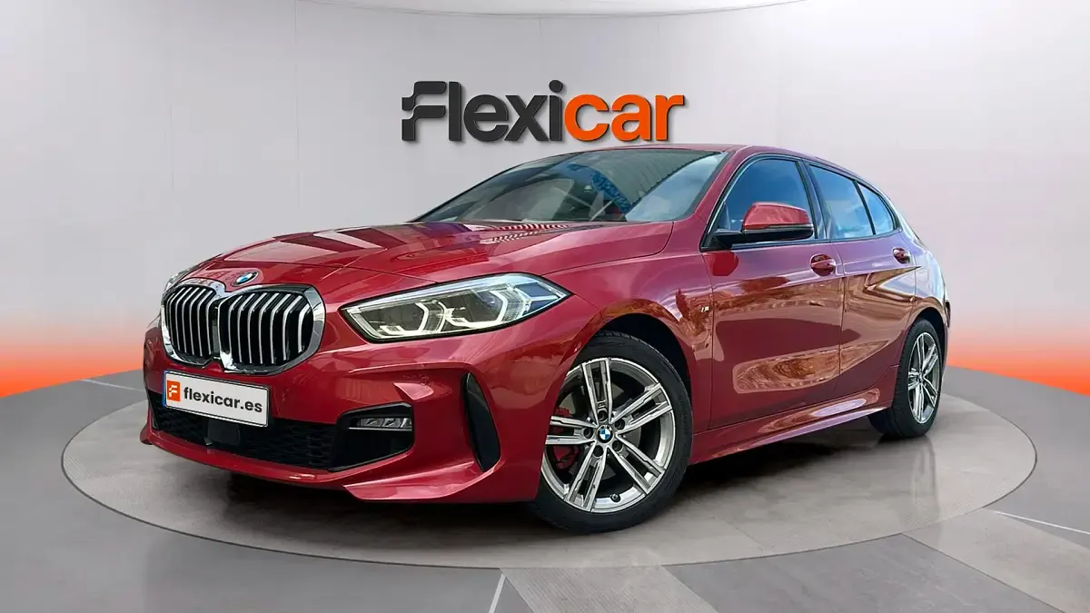 Usado BMW 118 136 CV (100 kW) 2019 Rojo Utilitario