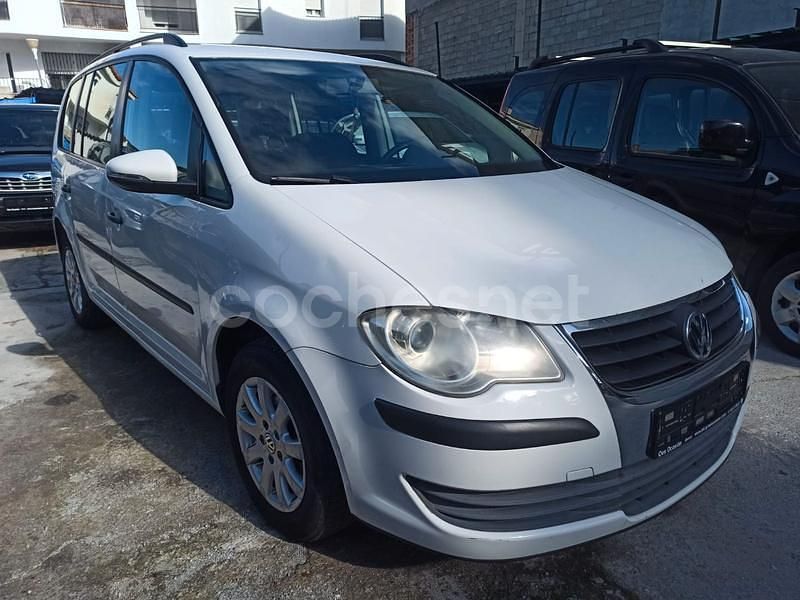 Usado VW Touran Edition 90 CV (66 kW) 2009 Blanco Monovolumen