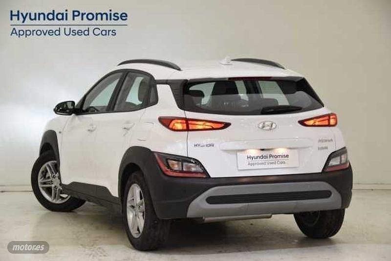 Usado Hyundai Kona 120 CV (88 kW) 2021 Blanco SUV