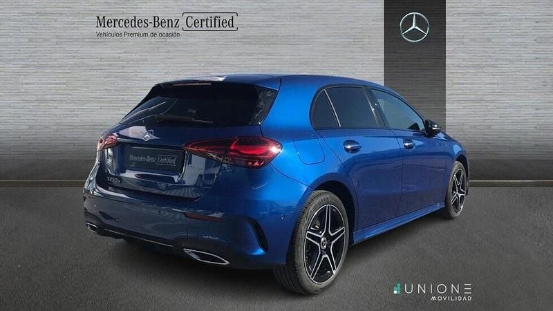 Usado Mercedes A250 218 CV (160 kW) 2024 Azul Berlina