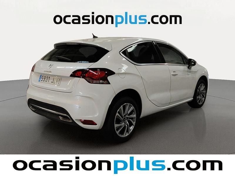 Usado DS Automobiles DS4 Style 114 CV (83 kW) 2015 Blanco Utilitario