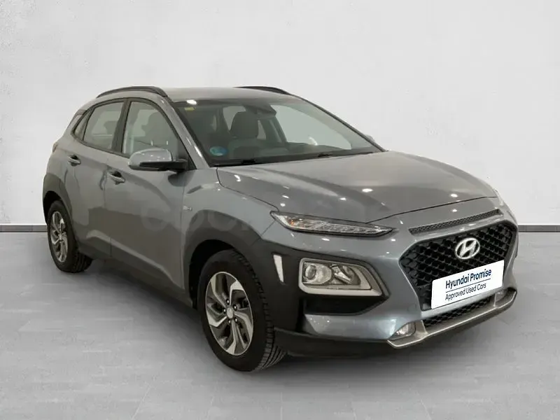 Usado Hyundai Kona 141 CV (103 kW) 2020 Gris / plata SUV