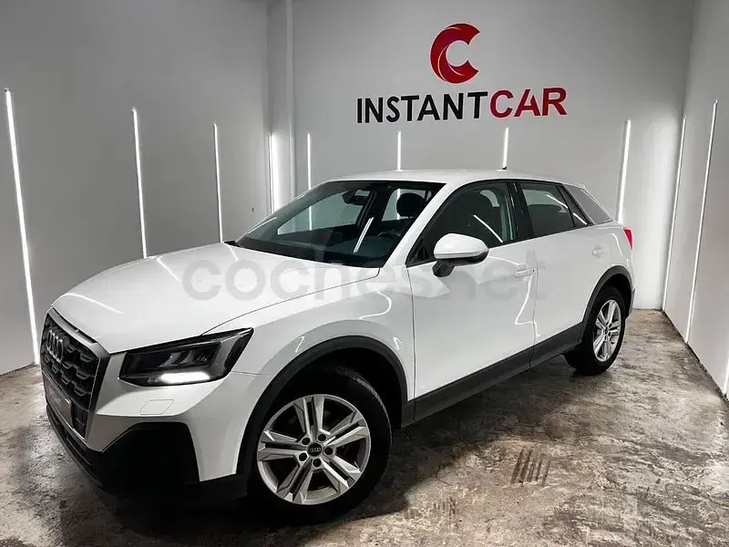 Usado Audi Q2 110 CV (80 kW) 2022 Blanco SUV