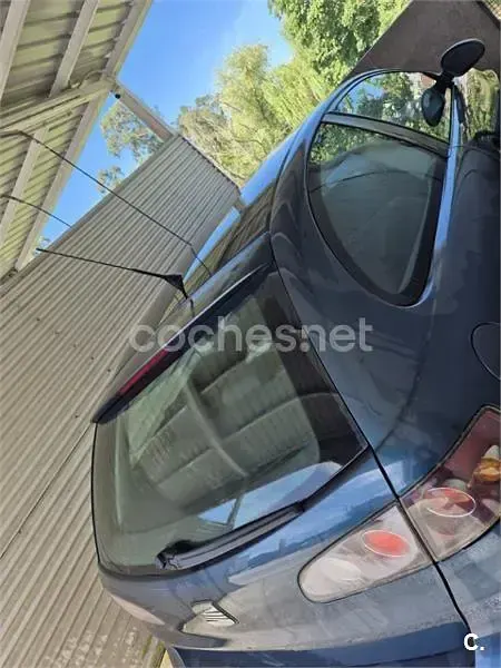 Usado Seat Ibiza 70 CV (51 kW) 2007 Azul Utilitario