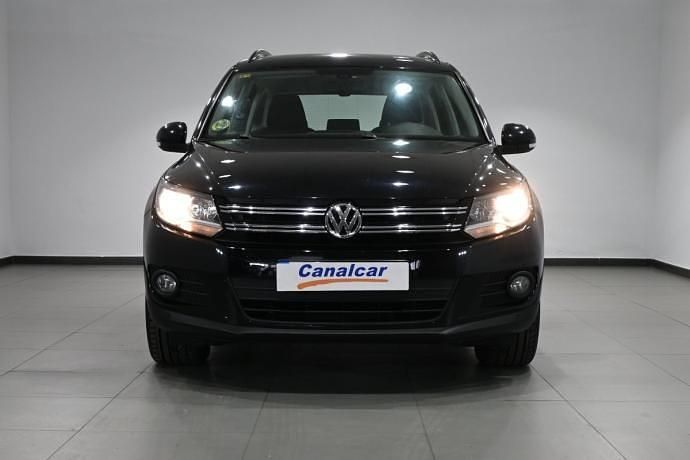 Usado VW Tiguan 140 CV (102 kW) 2014 Negro SUV