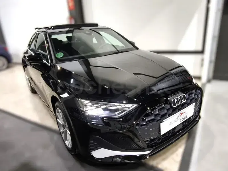 Usado Audi A3 Advanced 150 CV (110 kW) 2025 Negro Berlina