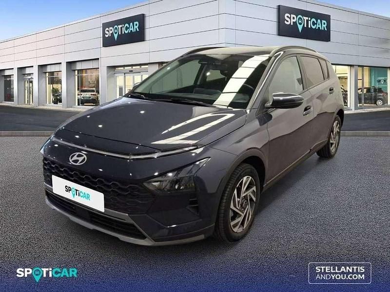 Usado Hyundai Bayon 80 CV (58 kW) 2025 Gris SUV