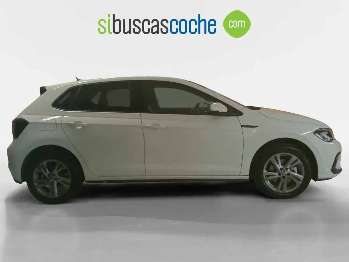 Usado VW Polo R-line 110 CV (80 kW) 2022 Blanco Utilitario