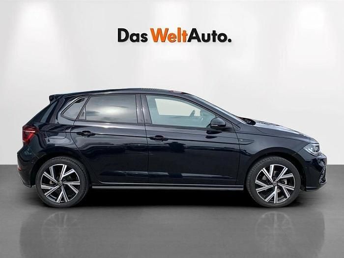 Usado VW Polo R-line 110 CV (80 kW) 2023 Negro Utilitario