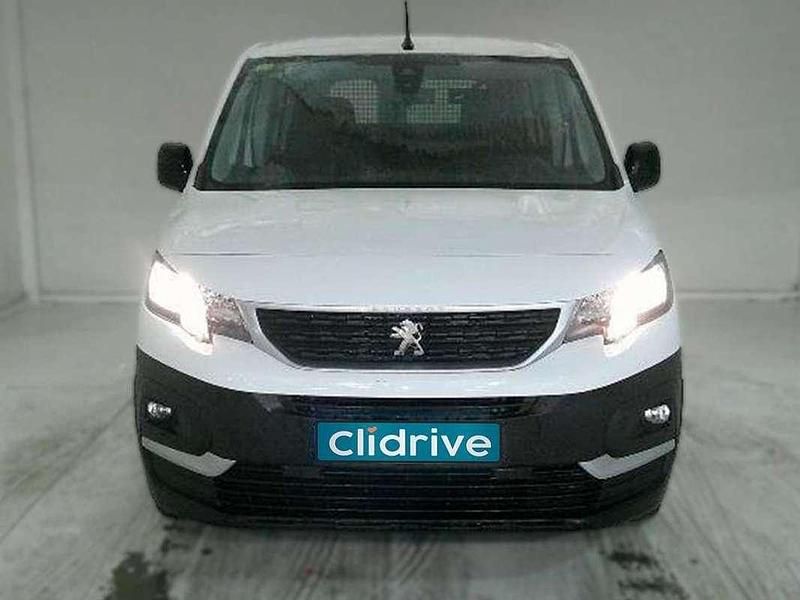 Usado Peugeot Rifter Active 102 CV (75 kW) 2021 Blanco Monovolumen