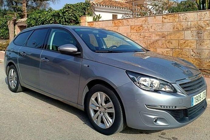 Usado 2016 Peugeot 308 Allure Familiar | 6400 € (Buen precio) - Imagen 1/4