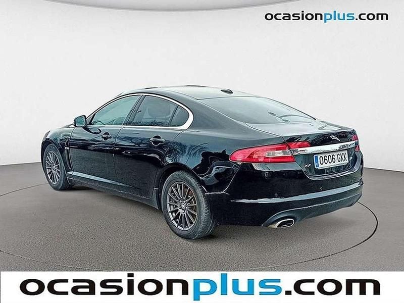 Usado Jaguar XF Luxury 207 CV (152 kW) 2009 Negro Berlina