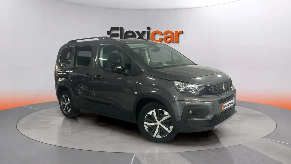 Usado Peugeot Rifter Allure 101 CV (74 kW) 2023 Monovolumen