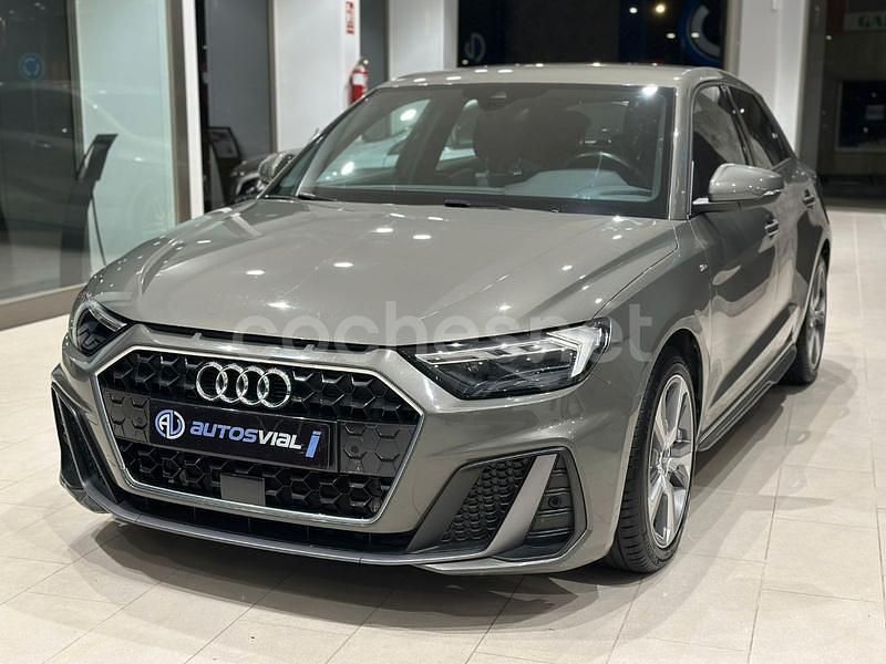 Usado Audi A1 Sportback Advanced Plus 95 CV (69 kW) 2023 Gris / plata Utilitario