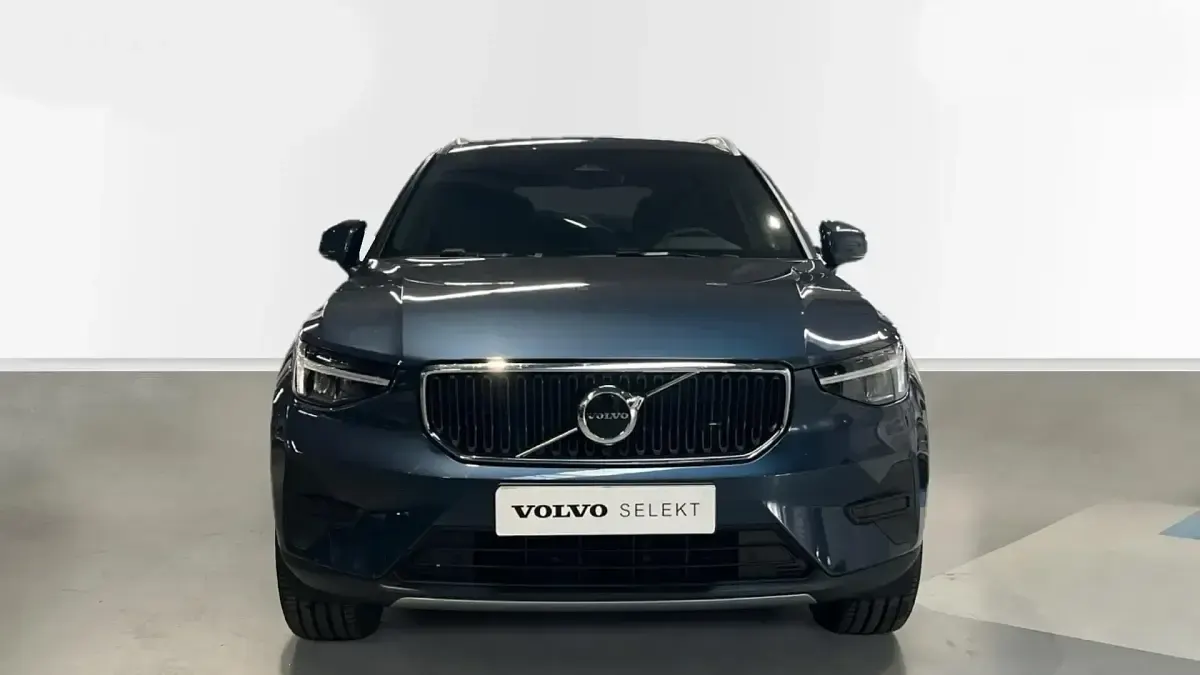 Nuevo Volvo XC40 Core 163 CV (119 kW) 2026 Azul SUV