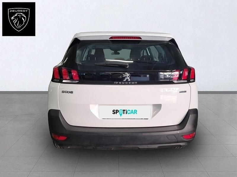 Usado Peugeot 5008 Active 130 CV (95 kW) 2017 Blanco SUV