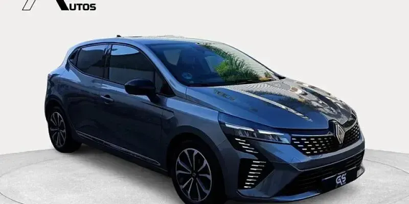 Usado Renault Clio Techno 90 CV (66 kW) 2025 Gris Utilitario