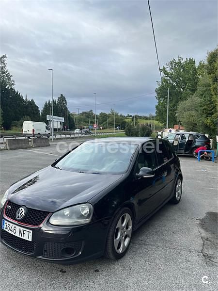 Negro Usado 2007 VW Golf V GTI Berlina | 8400 € (Precio justo) - Imagen 1/4