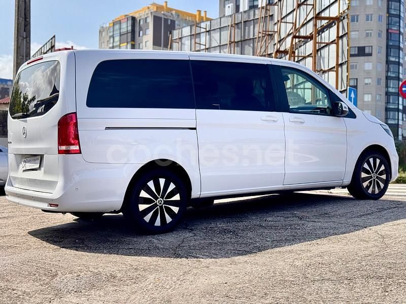 Usado Mercedes V250 Avantgarde 190 CV (139 kW) 2022 Blanco Monovolumen