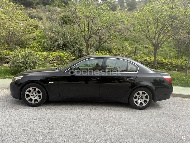 Używany BMW 525 Exclusive 163 KM (119 kW) 2005 Czarny Sedan/Limuzyna