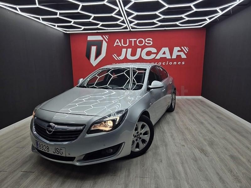 Usado Opel Insignia Business 136 CV (100 kW) 2016 Gris / plata Berlina
