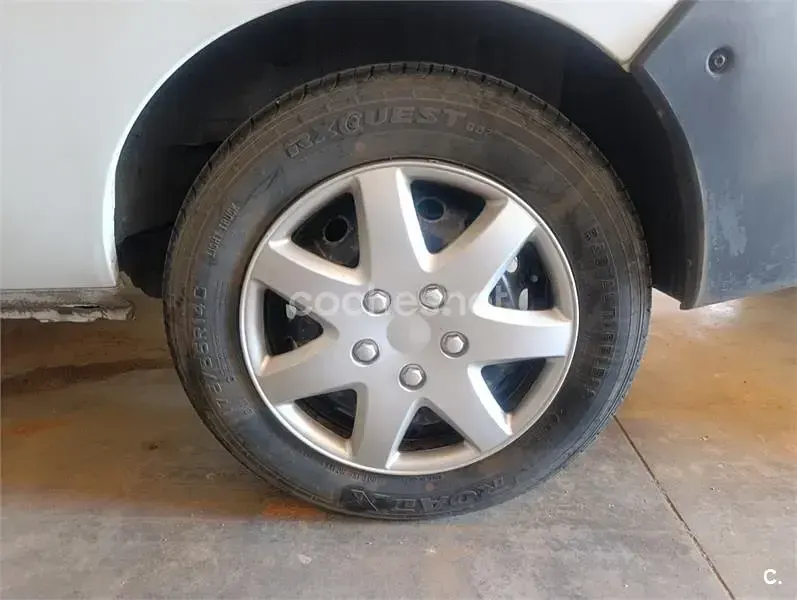 Usado Renault Kangoo 105 CV (77 kW) 2009 Blanco Monovolumen