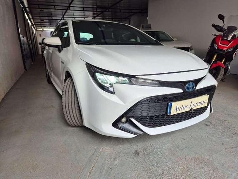 Usado Toyota Corolla Style 122 CV (89 kW) 2020 Blanco Utilitario