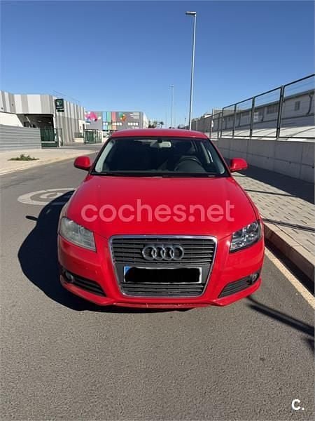 Usado Audi A3 Ambiente 105 CV (77 kW) 2008 Rojo Berlina