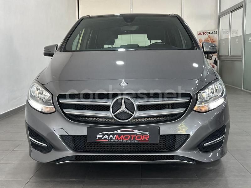 Gris / plata Usado 2016 Mercedes B200 Monovolumen | 11.990 € (Precio justo) - Imagen 1/4