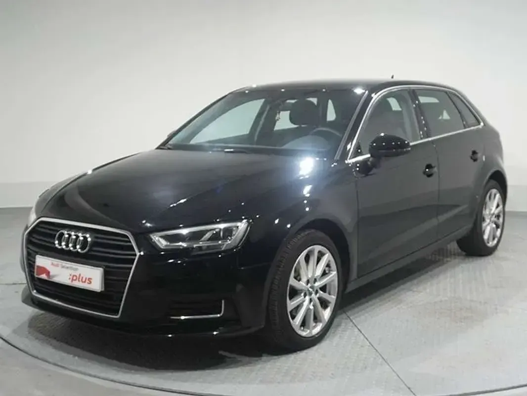 Usado Audi A3 Sportback Design 116 CV (85 kW) 2019 Negro Utilitario