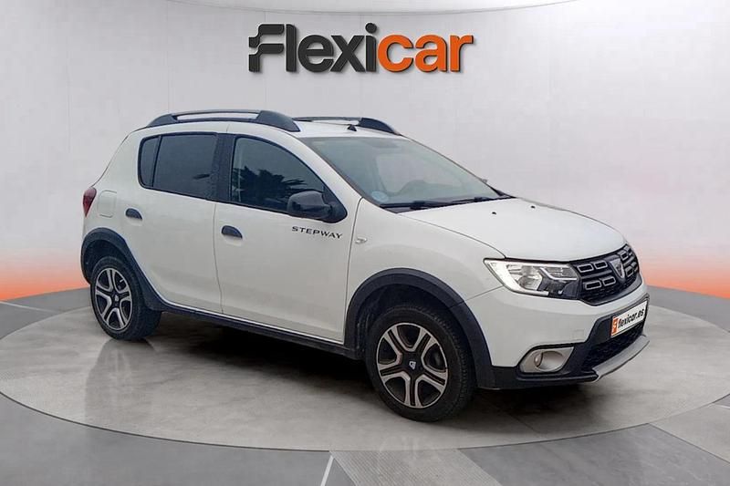 Blanco Usado 2020 Dacia Sandero Essentiel Berlina | 10.990 € (Precio justo) - Imagen 1/4