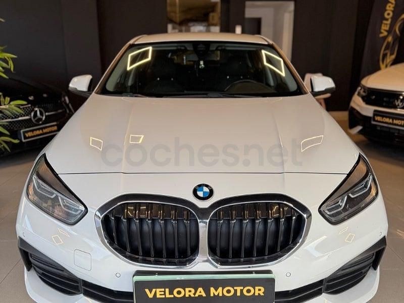 Usado BMW 118 Comfort Edition 136 CV (100 kW) 2023 Blanco Utilitario