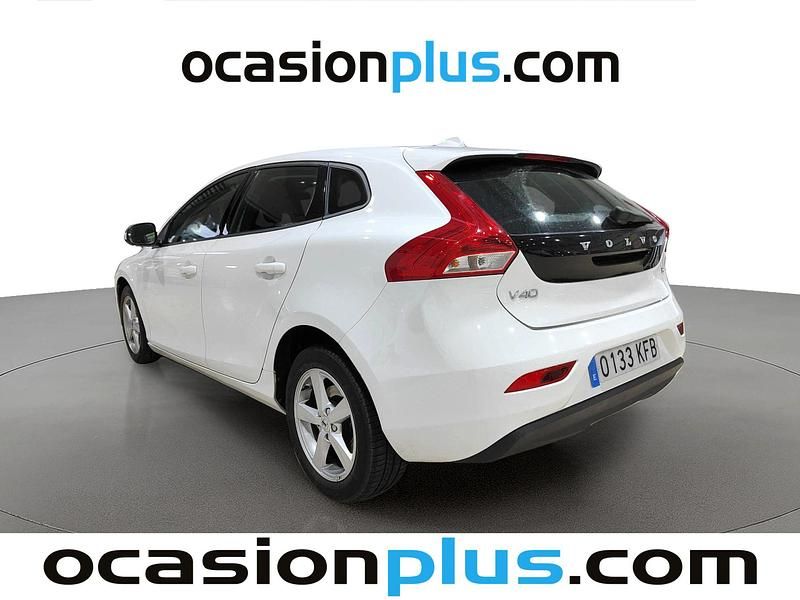 Usado Volvo V40 Kinetic 122 CV (89 kW) 2017 Blanco Utilitario