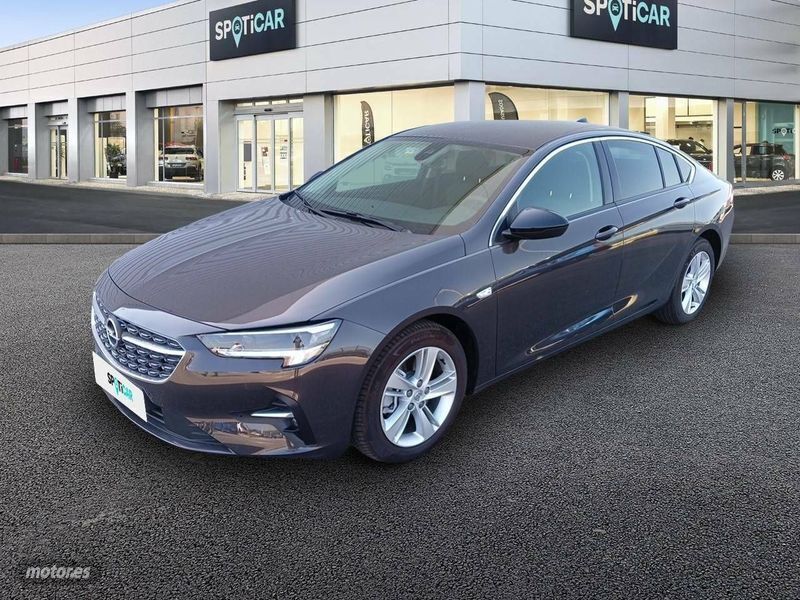 Gris Usado 2022 Opel Insignia Business Berlina | 29.900 € - Imagen 1/4