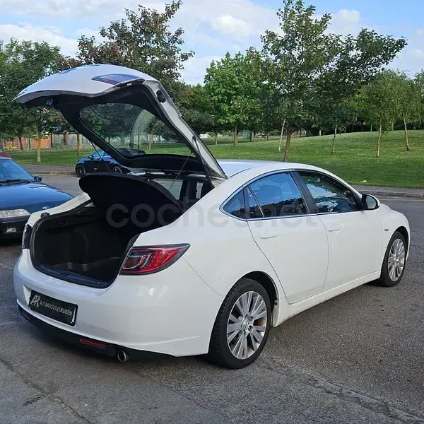 Usado Mazda 6 Active 140 CV (102 kW) 2009 Blanco Berlina