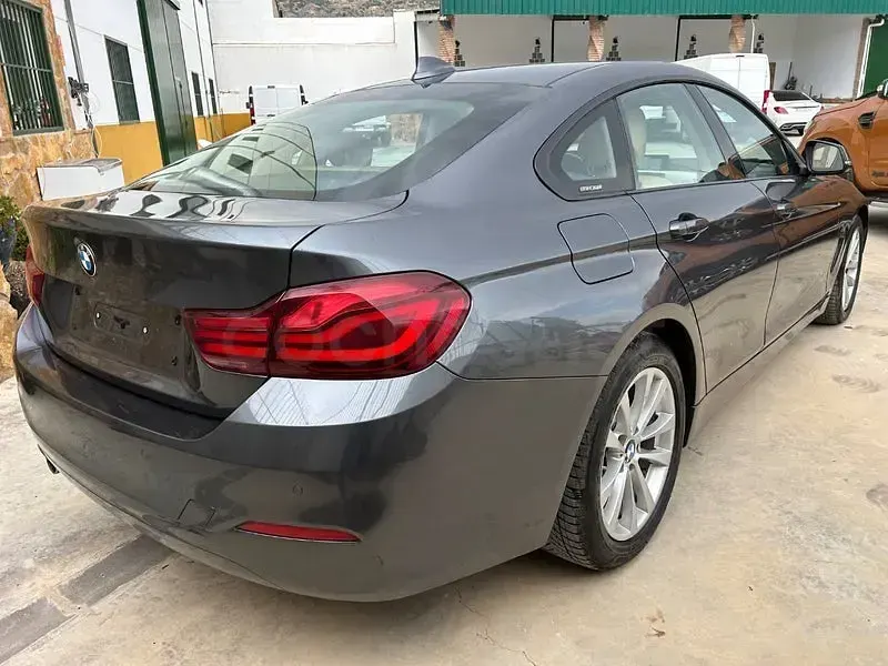 Usado BMW 418 Gran Coupé Comfort Edition 150 CV (110 kW) 2020 Gris / plata Coupe