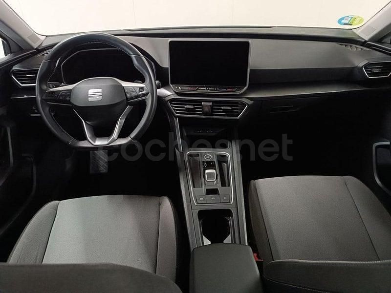 Usado Seat Leon Style 116 CV (85 kW) 2025 Blanco Berlina