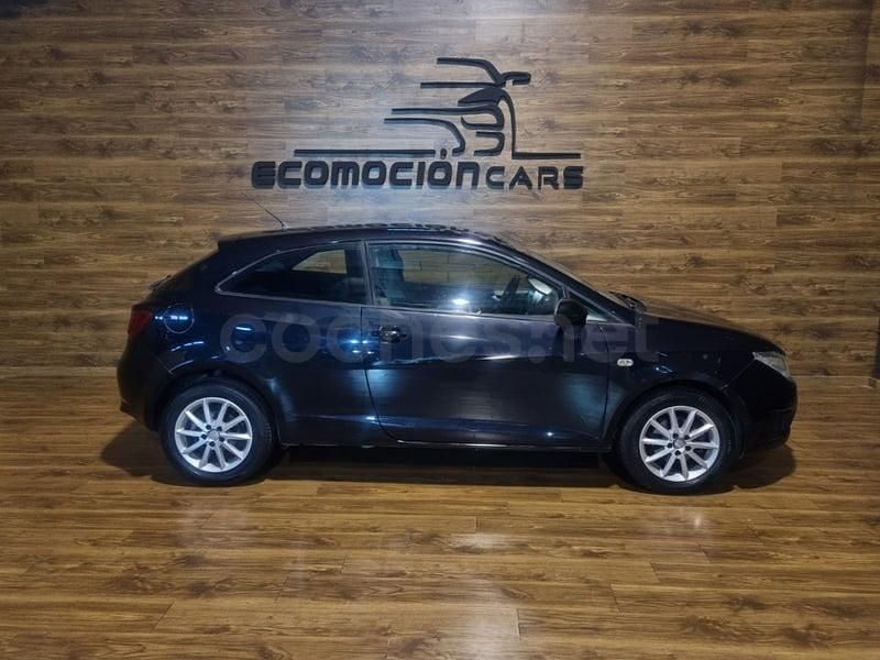 Usado Seat Ibiza SC Reference 90 CV (66 kW) 2011 Negro Utilitario