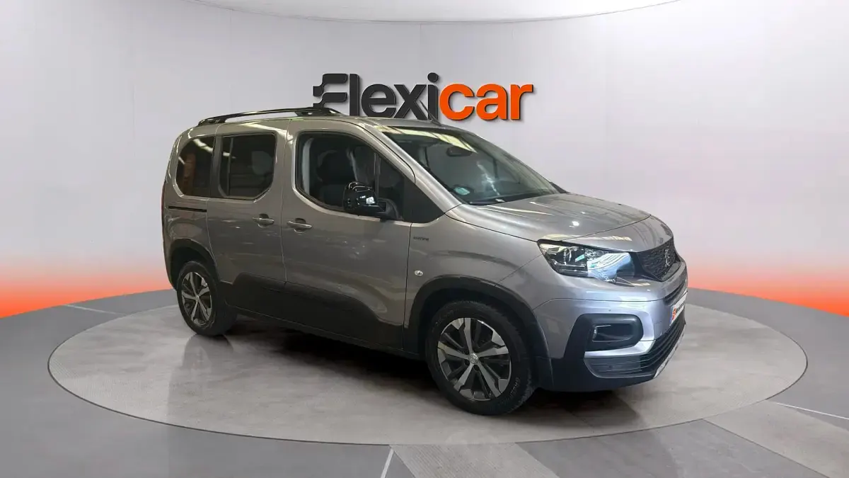 Usado Peugeot Rifter GT-line 131 CV (96 kW) 2019 Monovolumen