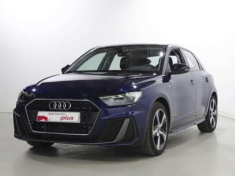 Usado Audi A1 Sportback Black Edition 116 CV (85 kW) 2025 Azul Utilitario