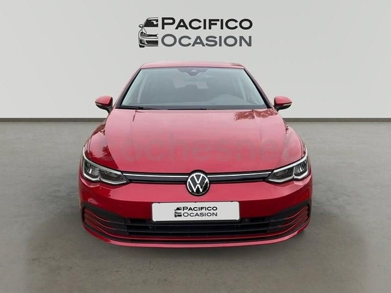Usado VW Golf VIII Life 110 CV (80 kW) 2022 Rojo Berlina