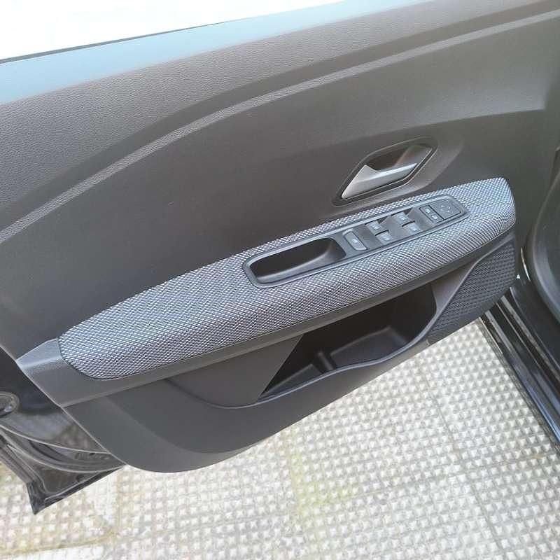 Usado Dacia Sandero Essentiel 101 CV (74 kW) 2025 Negro Utilitario