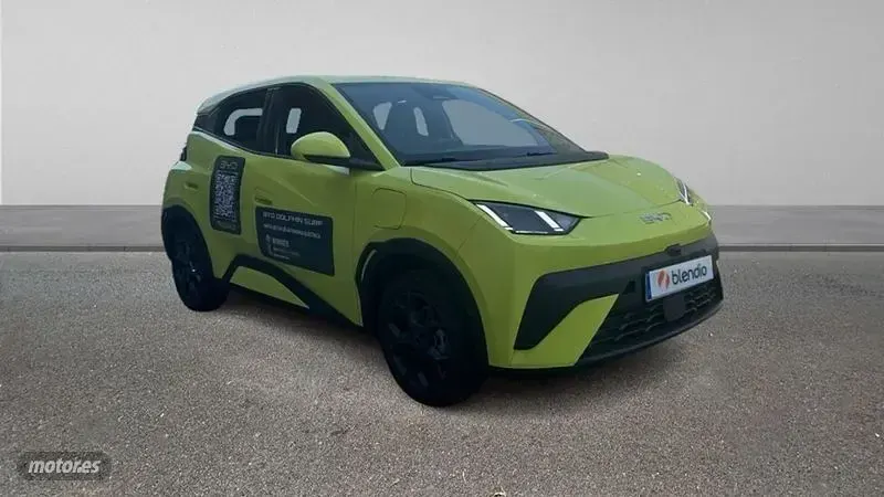 Usado BYD Dolphin Surf Comfort 114 kW (156 CV) 2025 Verde Utilitario