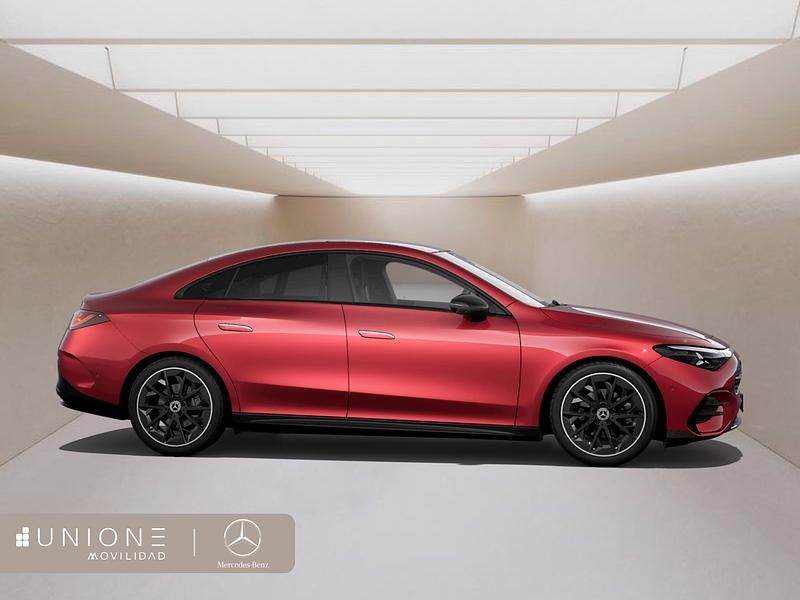 Nuevo Mercedes CLA180 73 CV (53 kW) 2026 Rojo Berlina