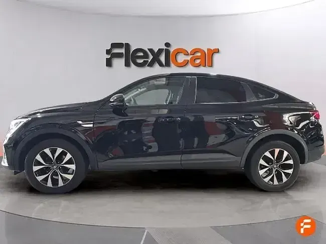 Usado Renault Arkana Equilibre 140 CV (102 kW) 2022 Negro SUV